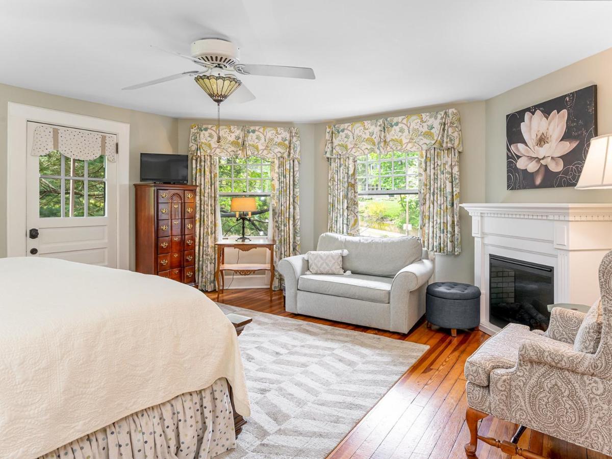 Pinecrest Bed & Breakfast Asheville Esterno foto