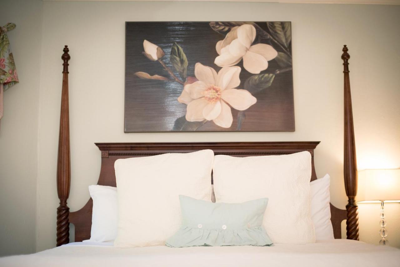 Pinecrest Bed & Breakfast Asheville Esterno foto