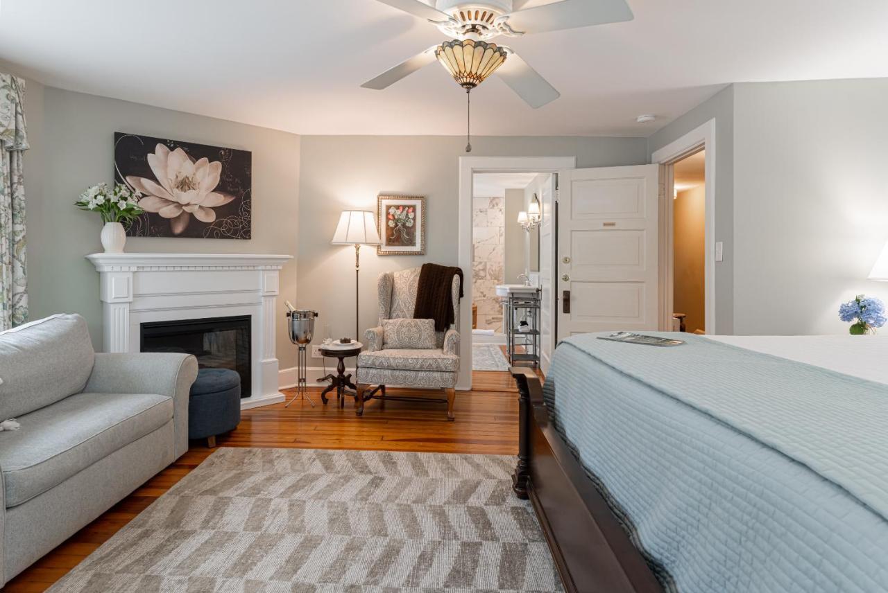 Pinecrest Bed & Breakfast Asheville Esterno foto