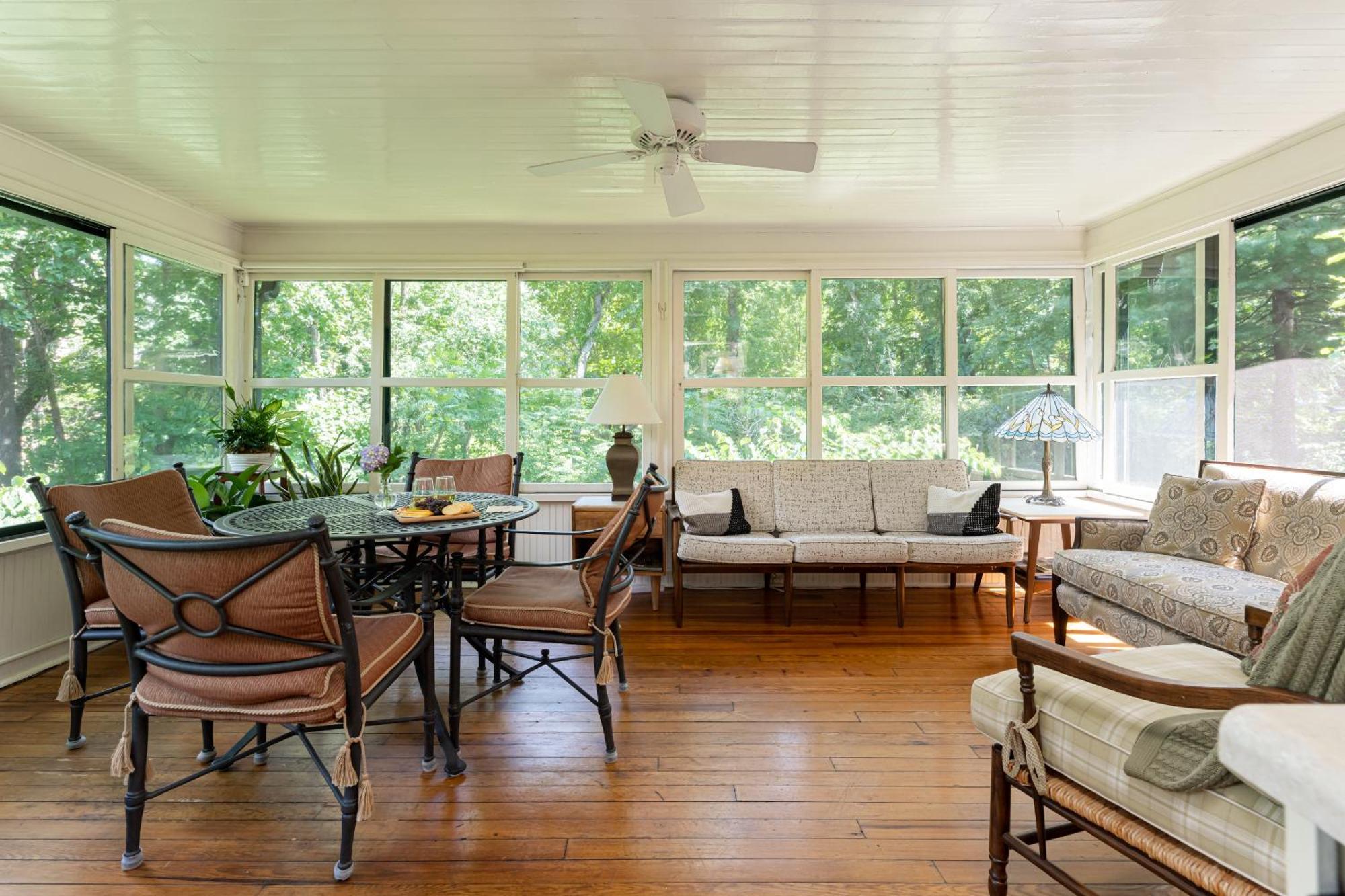Pinecrest Bed & Breakfast Asheville Esterno foto