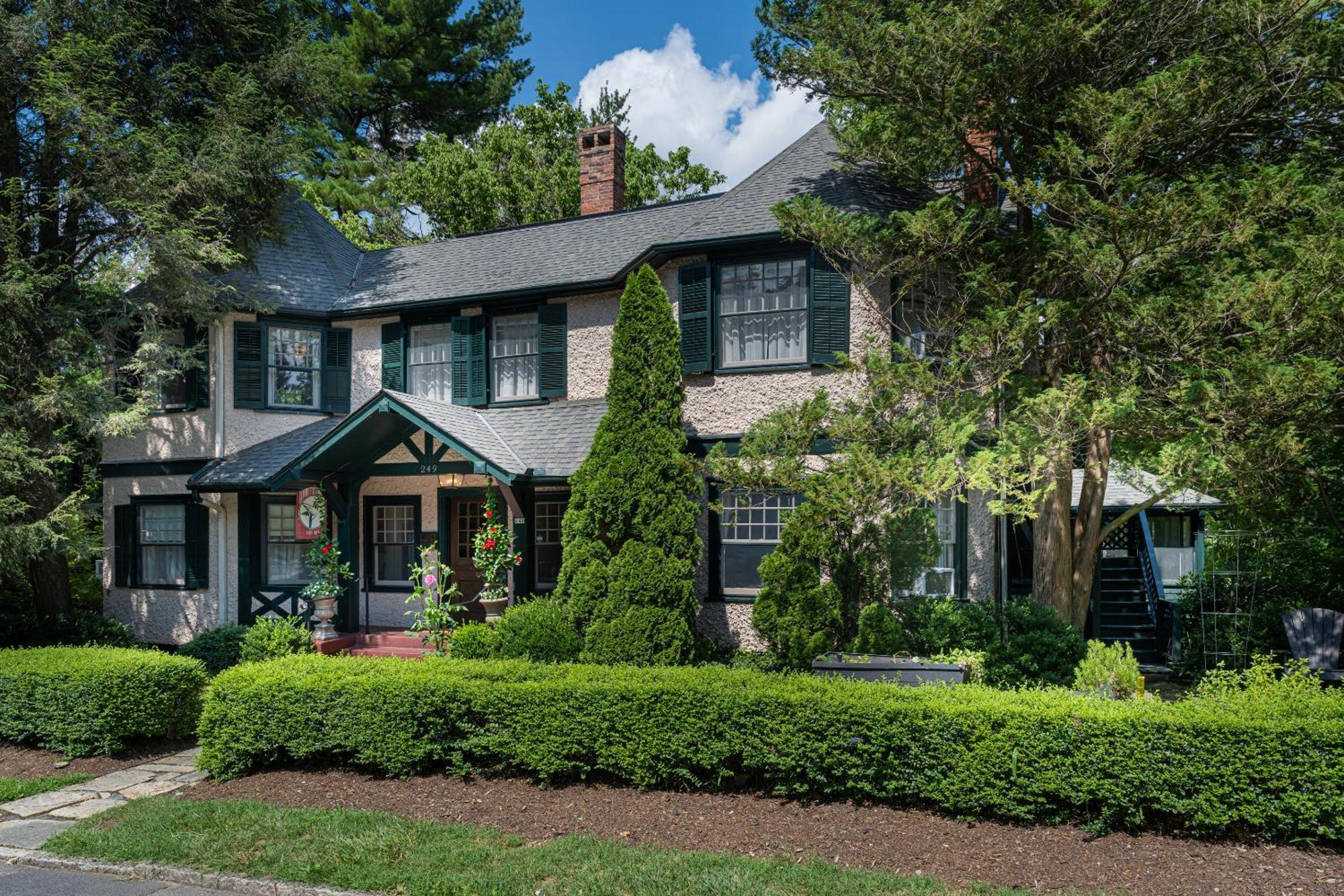 Pinecrest Bed & Breakfast Asheville Esterno foto
