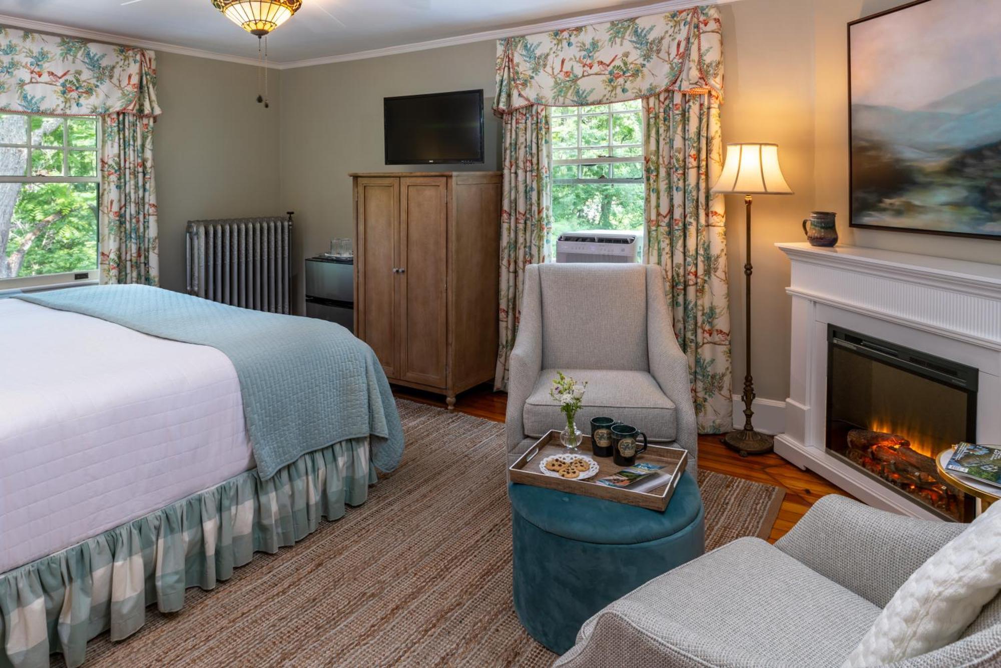 Pinecrest Bed & Breakfast Asheville Esterno foto