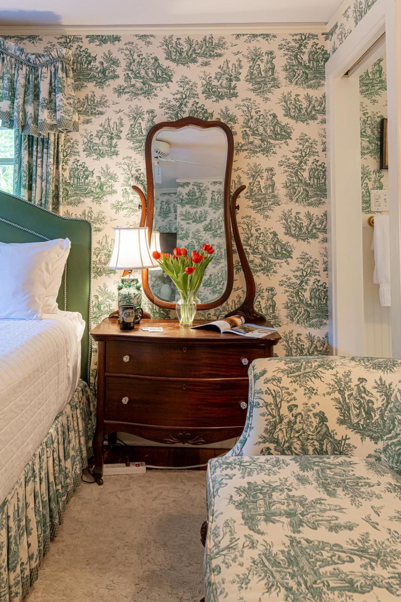 Pinecrest Bed & Breakfast Asheville Esterno foto